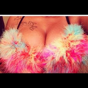 FUR BRAS